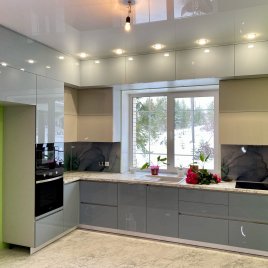 Кухонный гарнитур Трио