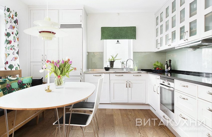 Кухня Бостон, Вита Кухни