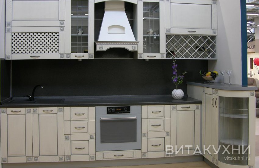 Кухня Лиссабон, Вита Кухни