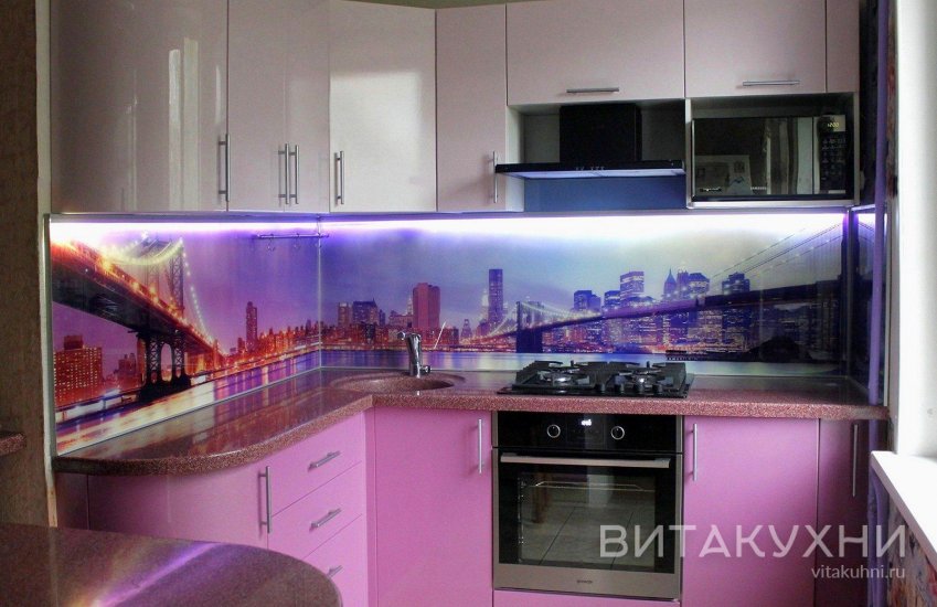 Кухня Крис, Вита Кухни