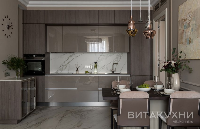 Кухня Лоринни, Вита Кухни