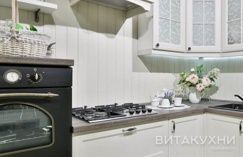 Кухня Альба, Вита Кухни