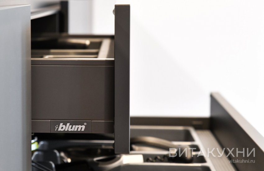 Кухня Готика, Вита Кухни