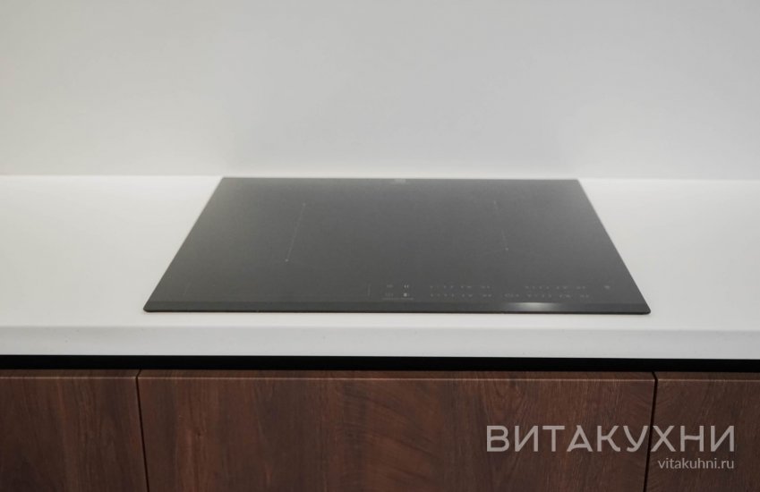 Кухня Бернар, Вита Кухни