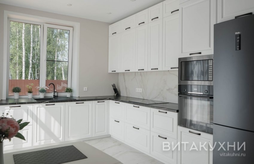 Кухня Моника, Вита Кухни