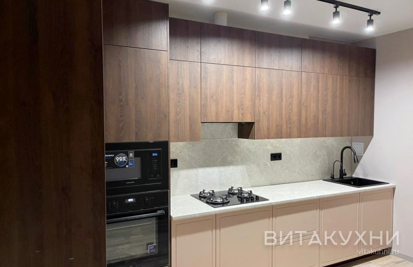 Кухня Мануэль, Вита Кухни